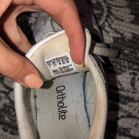 Adidas Superstars sneakers - Picture 4 of 4